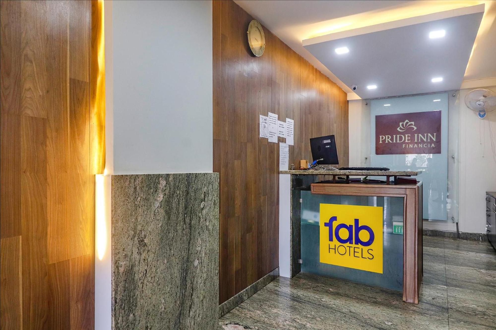 Fabhotel Pride Inn Financia - Nr Dlf Cyber City, Gachibowli ハイデラバード エクステリア 写真